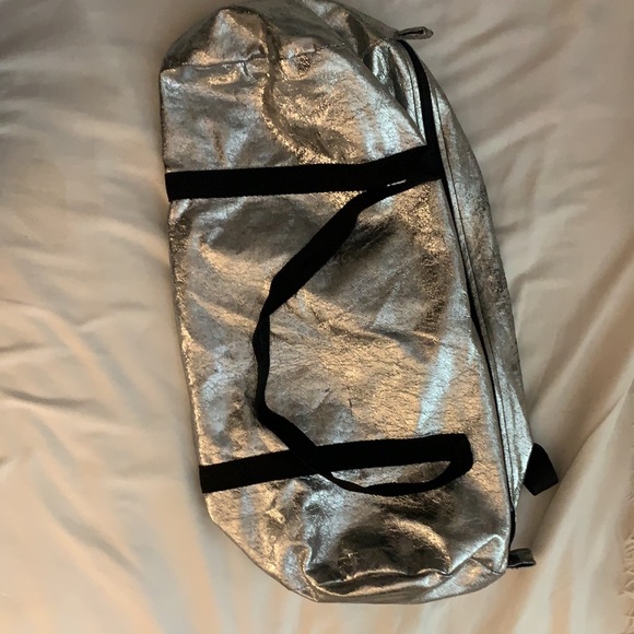 American Apparel Metallic Silver Duffle Bag - Picture 2 of 6